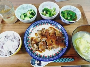 山田花子、高島屋で購入した夕食を紹介「息子たちに奮発したアピールです」