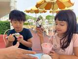 「川崎希、家族で急遽TDLを訪れたことを報告「混雑状況調べたらすごく空いてて」」の画像1