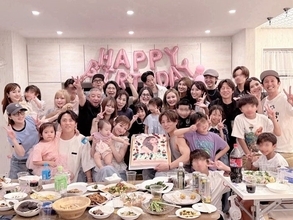 杉浦太陽、妻・辻希美のサプライズ誕生日会を開催「1ヶ月以上前から、みんなにお声がけして」