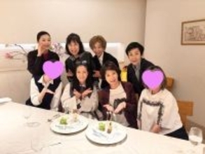 藤あや子、坂本冬美らの誕生日会を報告「とても幸福度が上がります」