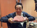 「高橋英樹、沖縄ロケ後に大きなステーキを堪能「御馳走してもらったのです！」」の画像1