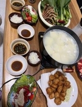 北斗晶、注文していた豆腐を使った夕食メニュー「ここの温泉豆腐が1番美味しいと思ってる」