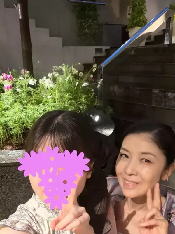 藤あや子、行きつけの店で孫と豪華ディナーを堪能「お魚DAY？って言われた」
