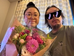 ニッチェ・江上、誕生日に夫からのサプライズ「花束を持ったヒロさんが」