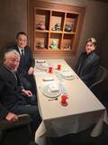 「川崎麻世、友人らと豪華料理を堪能「ほんとに幸せです」」の画像1