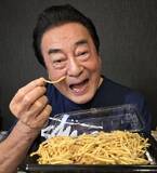 「高橋英樹、娘・真麻からもらった土産を公開「きれいに食べきりました」」の画像1