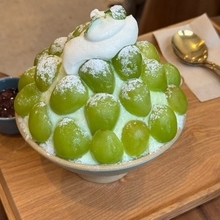 新大久保で再訪したカフェのスイーツを絶賛「何度来ても飽きない！」