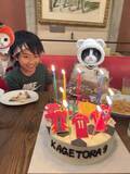 「川崎希、9歳長男がデザインした誕生日ケーキを公開「急遽企画したお誕生日パーティー」」の画像1