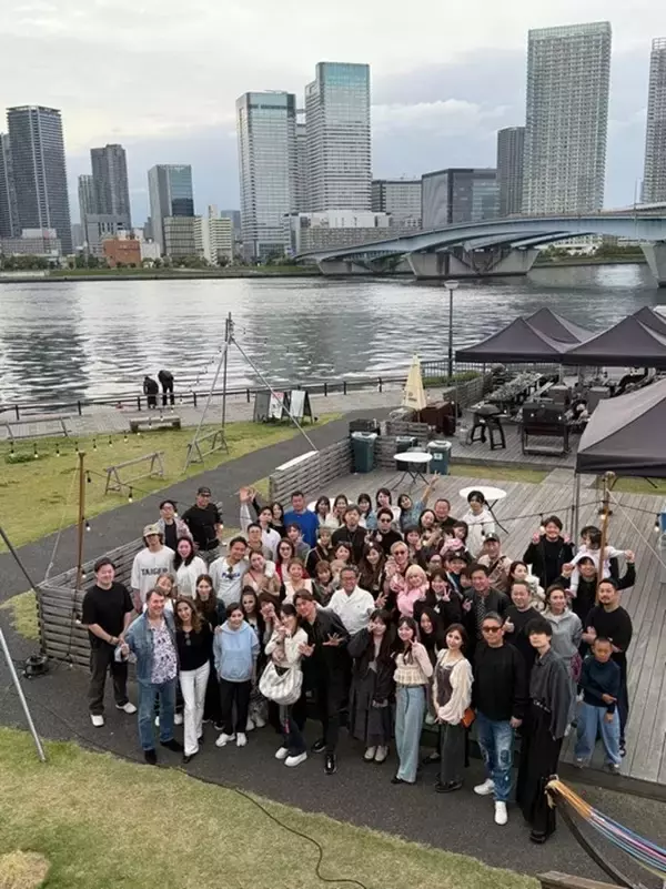 川崎麻世、総勢70人とBBQ大会を開催「素敵なバーベキュー大会でした」
