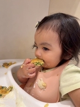 川崎希、次女に作ったパンケーキの離乳食「ヨーグルトにつけながら食べてたよ」