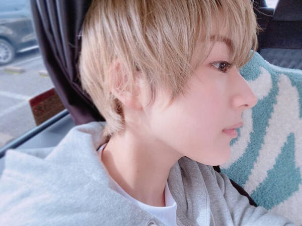 平祐奈 役作りのために挑戦した髪型を披露 初金髪ショート 年12月日 エキサイトニュース