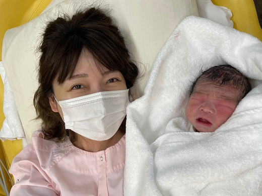 ライセンス井本に第2子男児誕生 産まれた Newbaby とタグで状況伝える エキサイトニュース