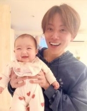 杉浦太陽、長女・希空が撮影した次女との2ショットを公開「最高の笑顔」