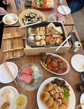 杉浦太陽、誕生日に妻・辻希美が作った料理を公開「サプライズで友だちがお祝いに」