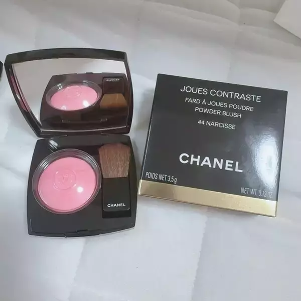 欠品だった『CHANEL』のチークをゲット「どうしても欲しくて他の店舗回って」