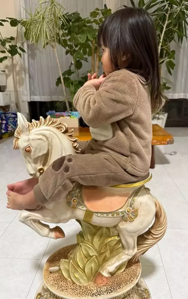 北斗晶、孫のパワフルな行動に驚きを隠せず「怪力すーちゃん」