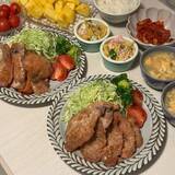 「車のフロントガラス破損で修理見積額約30万円を報告「年の瀬にしびれるぅーー」」の画像1