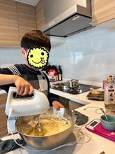 小倉優子、三男とマフィン作りを楽しんだ様子を報告「ニコニコ三男でした」