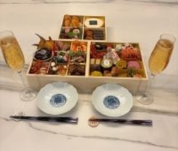 藤あや子、豪華おせちを公開し絶賛「プロならではの味わいに感動」