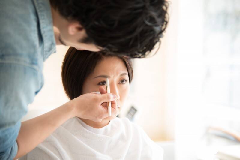 鏡のなかの自分 と本当の自分はこんなに違う 印象のギャップを埋める方法 16年4月17日 エキサイトニュース