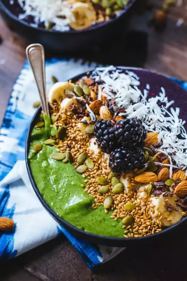 「小松菜から卒業！アメリカの人気グリーンスムージー3選」の画像