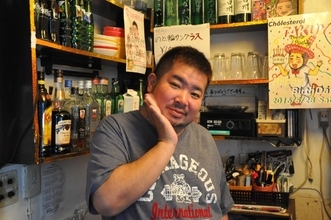 新宿二丁目ゲイバーママが教える「思わず惚れそうになる」女性の特徴4選