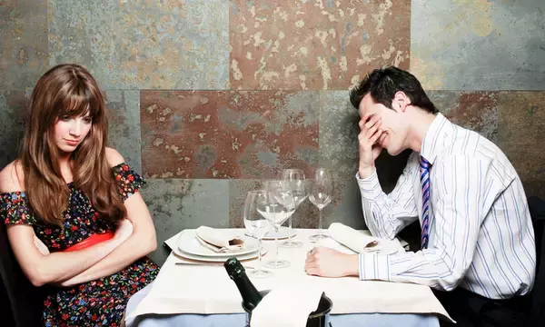 「【男心】バレバレ…でもかわいい！あざといけど許せちゃう女性の行動とは？」の画像