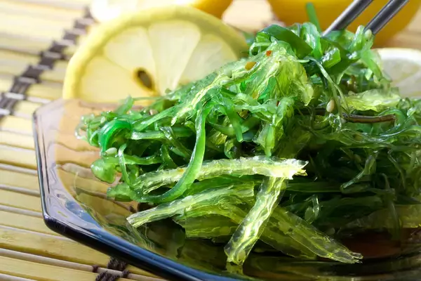 「おしり・太もものボコボコがすっきり！頑固なセルライトを撃退する食材とは？」の画像