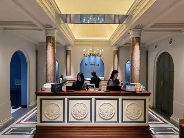 「45分で最大1000kcal消費!? ジムが続かない人もやみつきと話題の「暗闇ボクシング」を体験！」の画像