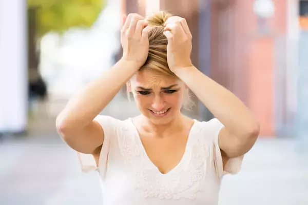 ストレスもニオイの元に！専門家に聞く「疲労臭」の要因と対策法