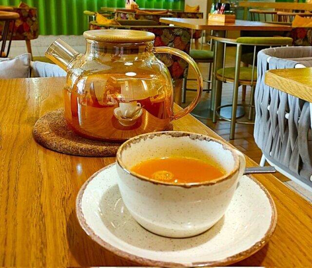 異国のカフェ直伝！ガラスポッドで作る華やかでおいしいフルーツティー簡単レシピ