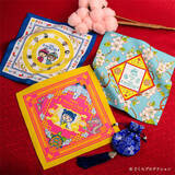 「【ちびまる子ちゃん】横濱おみやげハンカチがケンエレスタンド横浜赤レンガ倉庫店に登場！」の画像1