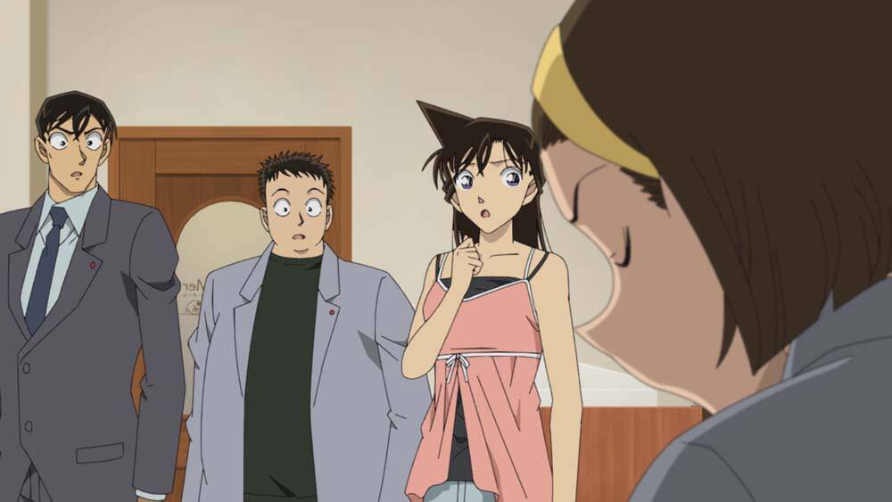 『名探偵コナン』1213話　蘭が人が倒れる瞬間を目撃！