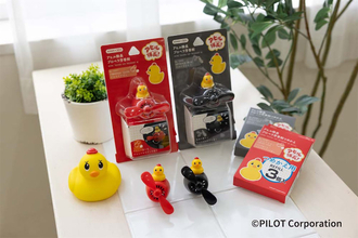 【アヒル隊長】くるまにポピーとコラボ！ 「アヒル隊長プロペラ芳香剤」発売！