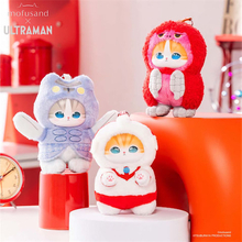 【mofusand×ウルトラマン】アクセサリーぬいぐるみ「kiramekko」全3種発売決定！