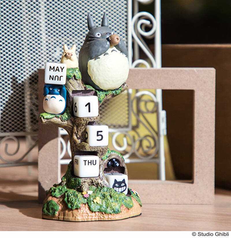 となりのトトロ 魔女の宅急便 千と千尋の神隠し のnewモデル万年カレンダー 19年12月28日 エキサイトニュース となりのトトロ 魔女の宅急便 千と千尋の神隠し のnewモデル万年カレンダー 19年12月28日 エキサイトニュース