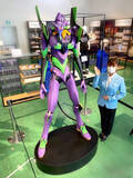 「買える！ 超巨大エヴァ初号機フィギュア、驚きのその価格は!? @SMALL WORLDS TOKYO」の画像1
