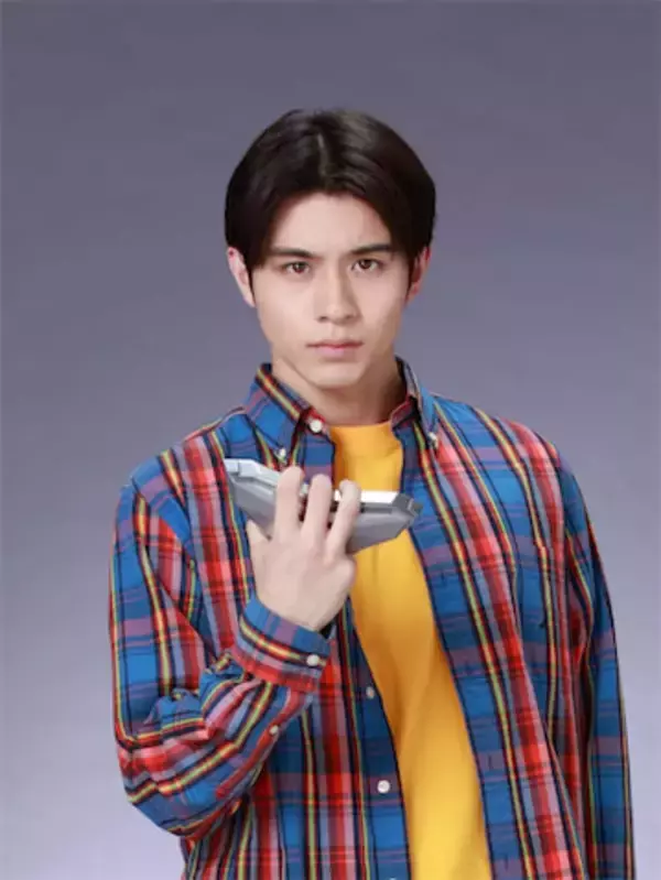 【ウルトラマンテオ】イブキ役・岩崎碧のインタビュー公開！