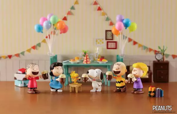 【PEANUTS】ジョッキを片手にパーティタイム！『みんなでCHEERS！』