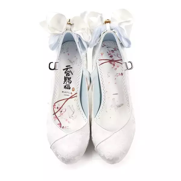 「「天官賜福 貮」謝憐と花城をイメージ！ 蝶や花のモチーフを散りばめた「MAYLA」パンプスが登場」の画像