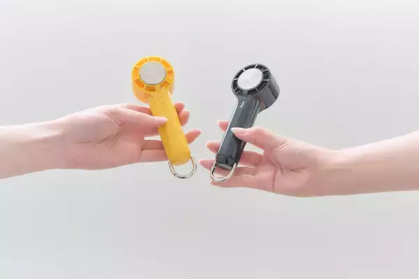 「暑い現場のお供に！ 推しカラーで選べる冷却プレート付きハンディファンとマルチクリップが登場！ あなたの推しは何色？」の画像