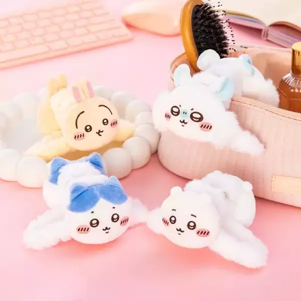 「「ちいかわ」古本屋の“さくらのようせい”マスコットに“まじかるちいかわ”グッズも！新商品が登場」の画像