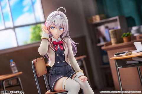 「ロシデレ」アーリャが制服姿で立体化！教室の隣の席で、ボソッと何かを囁いてくれそうなシチュエーションがたまらない♪