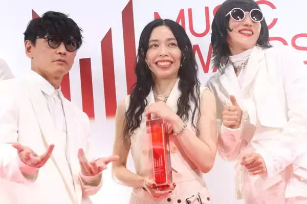 「サカナクション 8冠達成！レッドカーペット＆授賞フォト公開！ 「MUSIC AWARDS JAPAN 2026」で喜びのコメントも」の画像