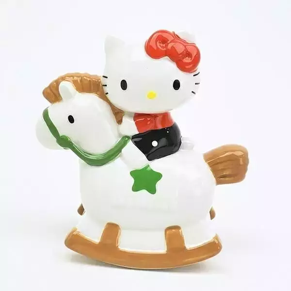 「ハローキティのインテリアにも◎な貯金箱が登場♪ 3種ラインナップで発売中」の画像