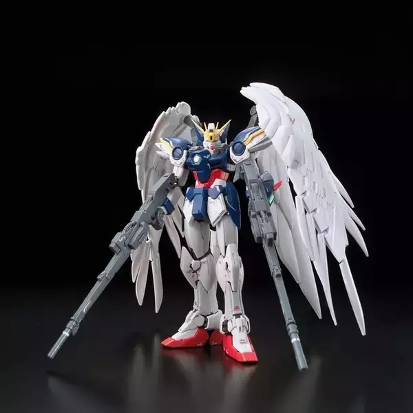 “俺は後何回、あの子とあの子犬を殺せばいいんだ”「RG 1/144 ウイングガンダムゼロ EW」の抽選販売が受付中！ 翼の装甲構造を表現した羽状モールドは必見