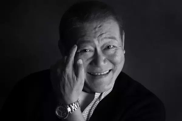 「実写「ゴールデンカムイ」“鯉登パパ”役は國村隼に決定！渾身の「もすッ」が聞こえるビジュ公開で「相変わらず再現度高いなおい」」の画像