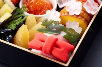 コナン、ゴジラ、ディズニーの“おせち”でお正月を彩ろう！アニメファン必見の豪華特典付き♪