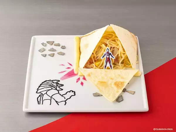 「「ウルトラマン」がパスタに！カラータイマーがゼリーに!? テーマカフェが池袋に期間限定オープン☆」の画像