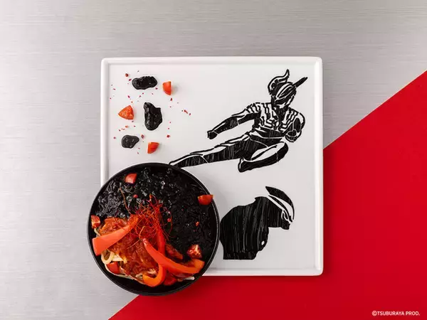 「「ウルトラマン」がパスタに！カラータイマーがゼリーに!? テーマカフェが池袋に期間限定オープン☆」の画像